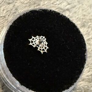 Authentic 14k Rose Gold Junipurr Caught You Threaded End Spider Web Stud